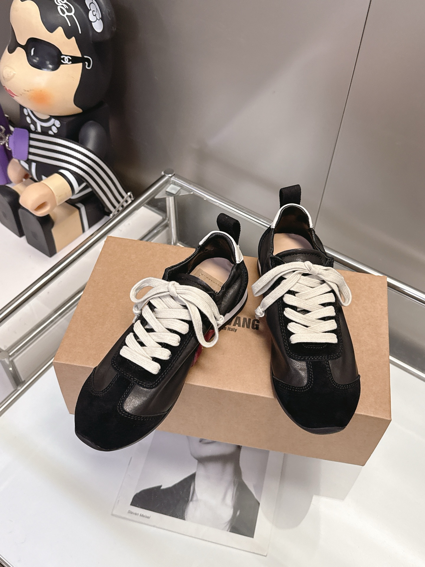 Women's high heels